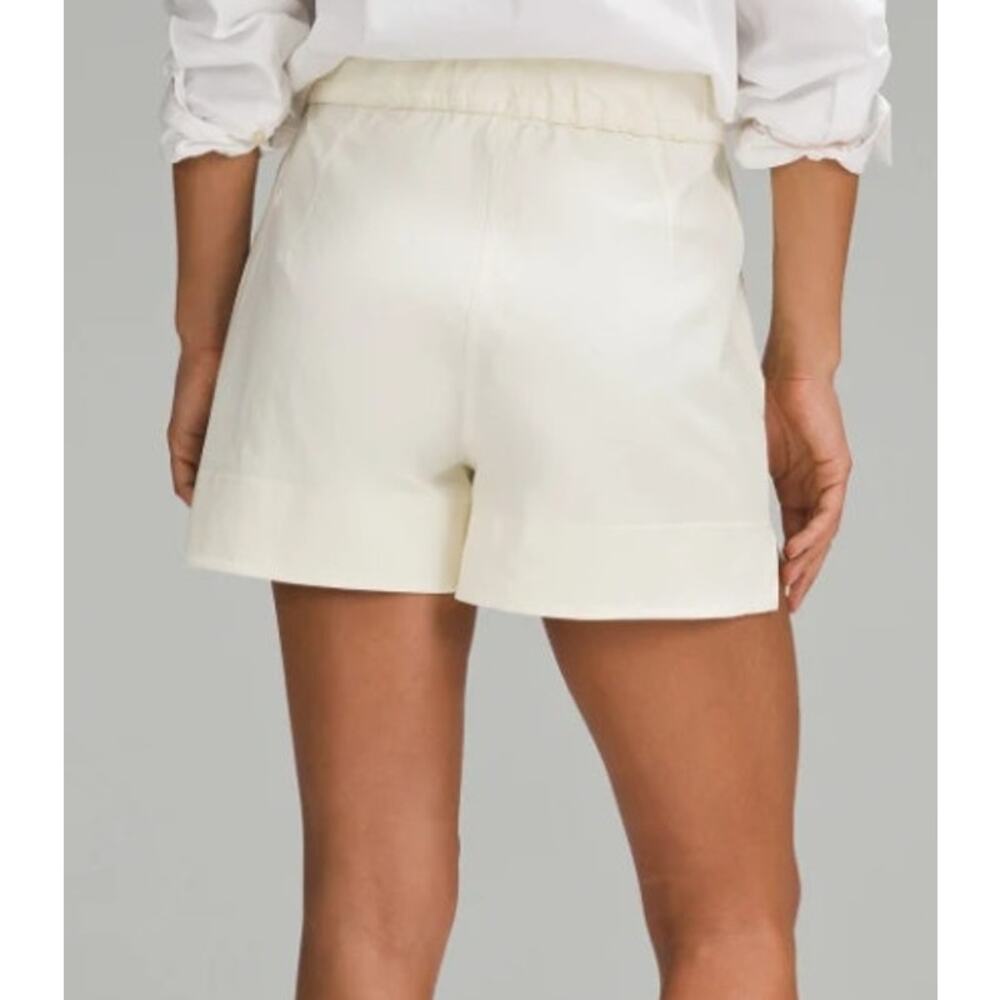 Lululemon Cinchable Waist High-Rise Woven Short 3.5"‎ In Bone Large - Picture 3 of 11
